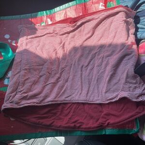 🚨🚨sold 🚨🚨🚨Red reversible tube top striped ( free with any purchase)🚨🚨